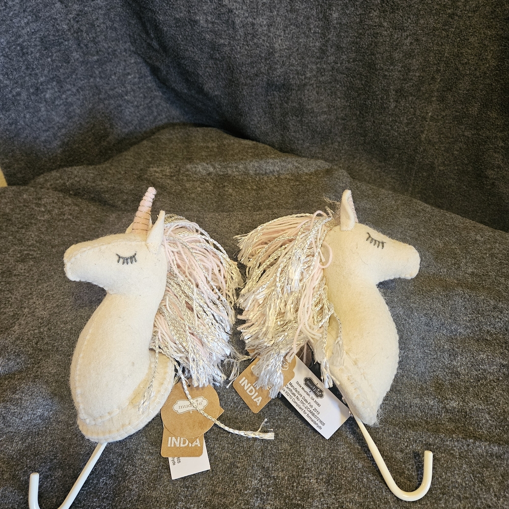 Mud Pie Cream and Pink Unicorn Wall Hooks